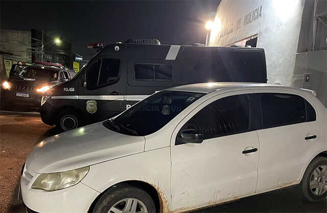 Vítima segue criminosos que fizeram arrastão em festa e PM prende dono de carro com 5 celulares