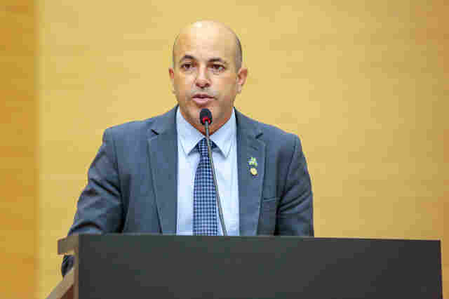 Ismael Crispin pede melhorias para unidades da Polícia Militar em Porto Velho e distritos