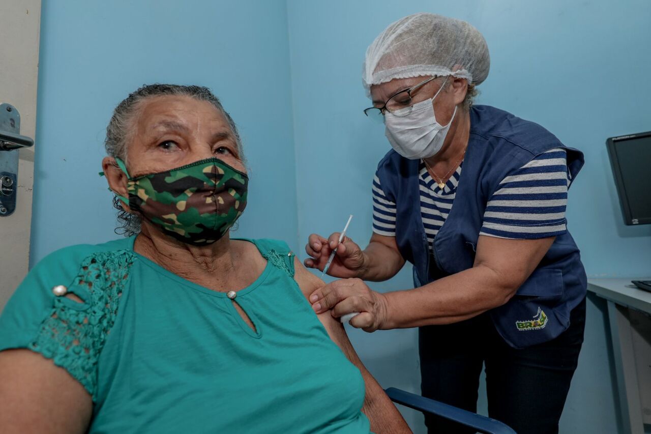 Prefeitura abre novamente quatro unidades de saúde para vacinação nesta quinta-feira