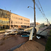 Vídeo: Novo temporal arranca estrutura do telhado do TRE na capital