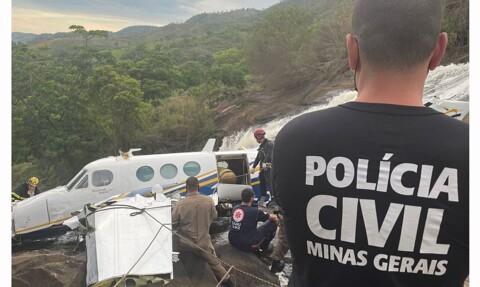 Avião de Marília Mendonça atingiu fios de alta tensão antes de cair