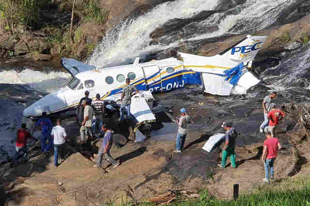 Cantora Marília Mendonça morre aos 26 anos em acidente de avião em Minas