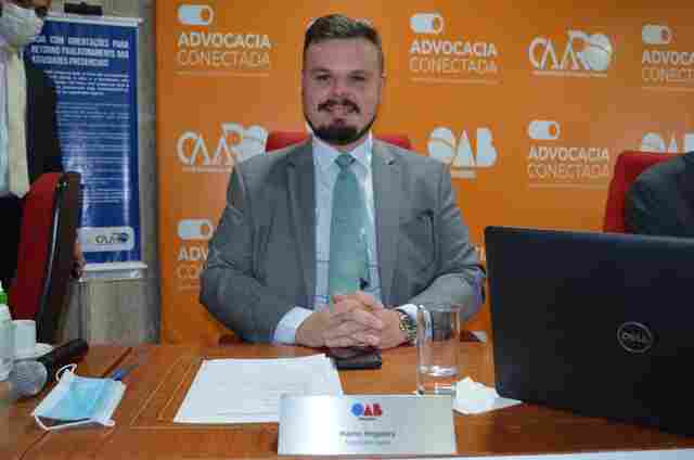 Márcio Nogueira propõe expansão da educação continuada via web-rádio