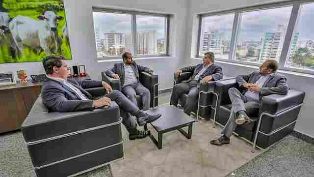 Deputado Laerte Gomes discute rumos do PSDB com presidente da Alesp e chefe da Casa Civil de São Paulo