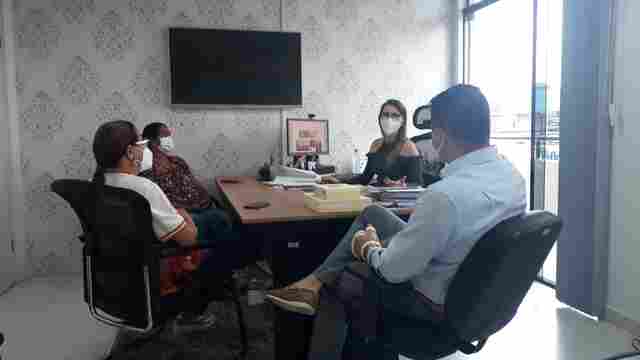 Ellis Regina pede extensão do pagamento de abono a todos os profissionais da educação