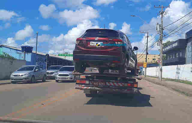 Delegacia de furtos e roubos localiza mais um carro roubado na capital