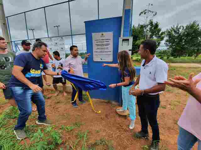 Semes entrega campo sintético a desportistas de União Bandeirantes