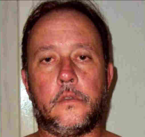 Divulgada foto de acusado de matar policial civil aposentado a pauladas