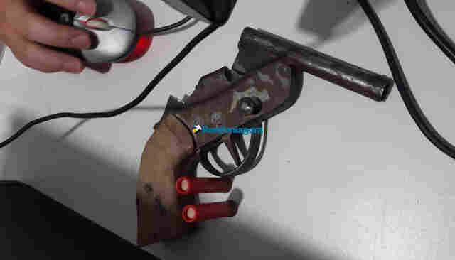 Dois monitorados por tornozeleira são presos pela PM com arma na zona norte da capital