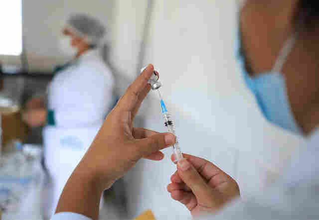 Vacinação contra covid-19 segue no shopping neste sábado em Porto Velho