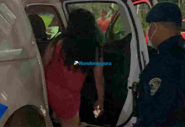 Mulher que matou o marido tem prisão mantida no departamento de flagrantes da capital