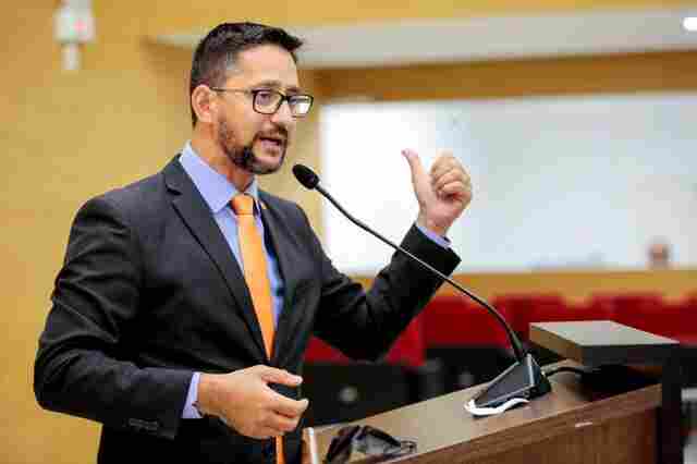 Deputado Anderson Pereira cobra do governo urgência no envio do PCCR da Polícia Penal para votação na ALE/RO