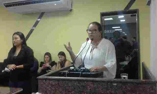 Promulgada a lei da vereadora Ellis Regina que autoriza criação do crematório municipal