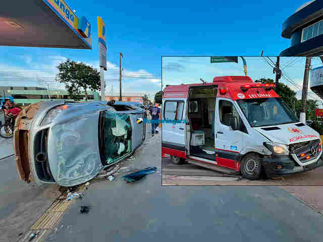 Saveiro tomba após bater em ambulância do Samu