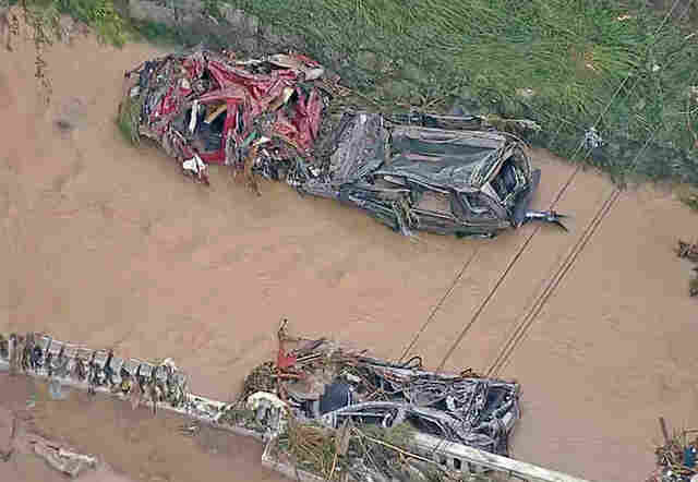 Temporal em Petrópolis, no Rio, deixa 38 mortes e chuvas devem continuar