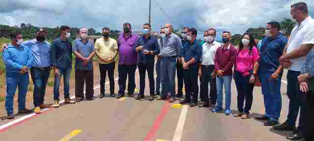 Ismael Crispin comemora entrega da revitalização, duplicação e sinalização da RO-481