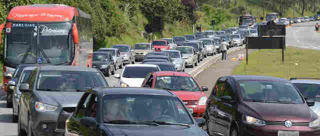 Com a retomada da circulação de veículos, seguro de carros usados sobe até 20%