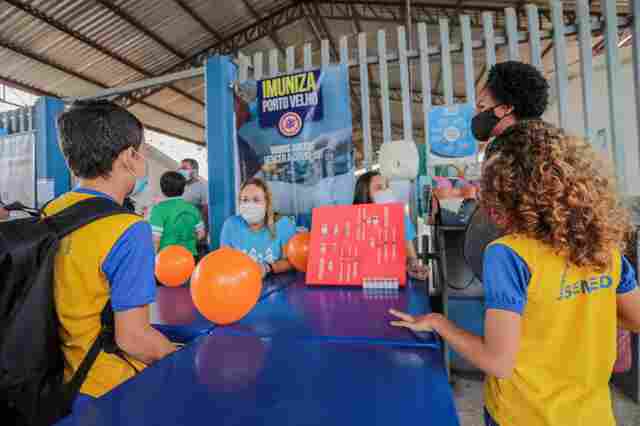 Começa nas escolas a vacinação para crianças contra a covid-19 em Porto Velho