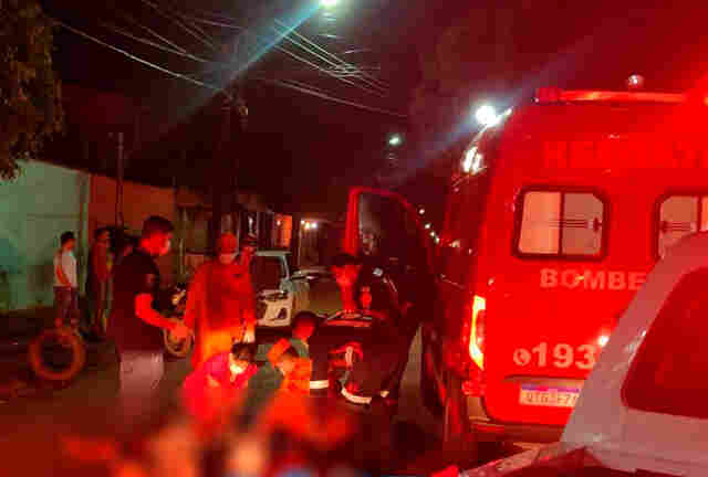 Mulher deita no meio da rua e morre atropelada na capital