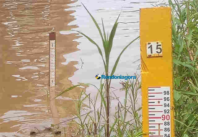 Madeira registra 13,40 metros nesta quarta-feira, mas técnicos voltam a descartar grande enchente na capital