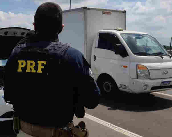 PRF prende 10 foragidos no final de semana prolongado pelo Carnaval