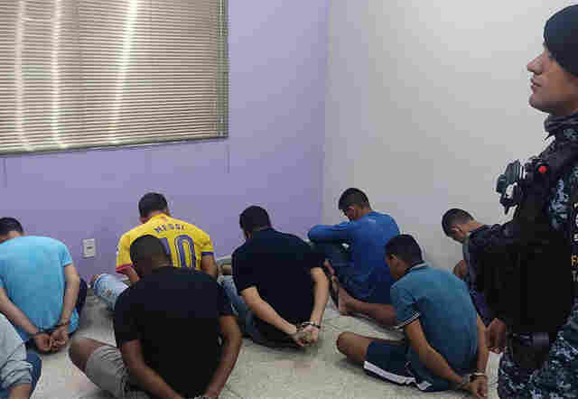 Polícia Penal, PM e PRF realizam operação em busca de apenados em residenciais na capital