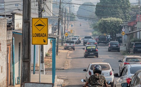 Furtos de placas de sinalização geram insegurança no trânsito de Porto Velho, alerta Prefeitura