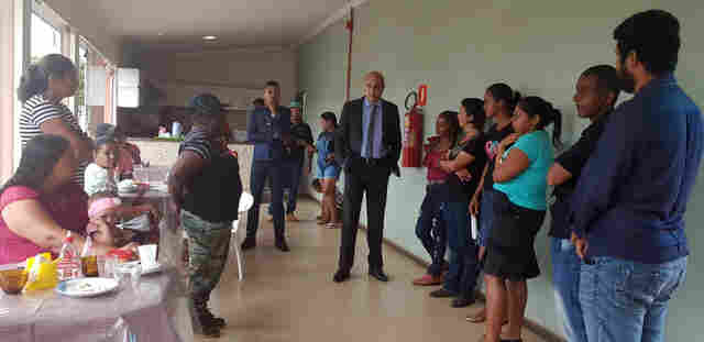 Ismael Crispin apoia moradores do distrito de Nova Mutum Paraná na luta por educação