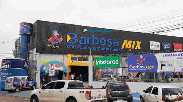 Barbosa Mix é inaugurada na capital com amplo espaço e até drive-thru