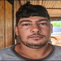 Polícia procura homem suspeito de participação em assassinato de dona de bar na capital
