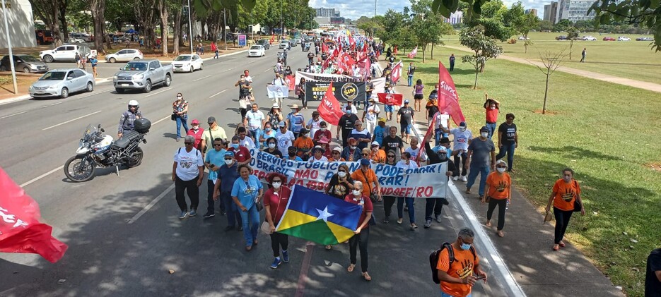Professores fortalecem caravana do Sindsef à Brasília para cobrar reajuste salarial e MP do EBTT