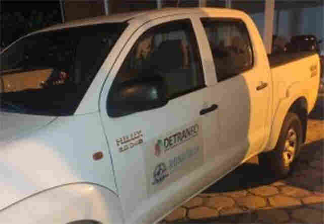 Motorista bêbado é preso em flagrante dirigindo veículo do Detran