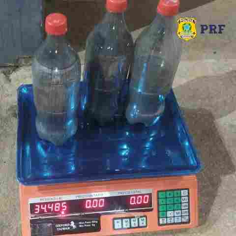 PRF prende homens com 34 quilos de mercúrio em Porto Velho