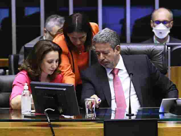 Jaqueline Cassol consegue aprovar por unanimidade Lei Henry Borel que protege crianças de violência doméstica