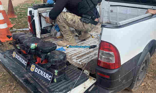 Denarc apreende grande quantidade de droga escondida dentro de carro em transportadora na capital