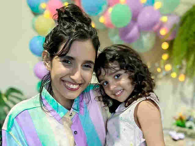 Novo sentido para a vida: publicitária foi avisada que gravidez era quase impossível, mas foi mãe aos 23 sem qualquer tratamento