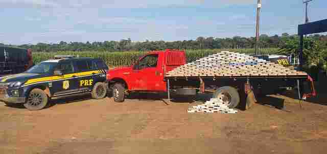 PRF e apreendem mais de 200 quilos de droga em Vilhena