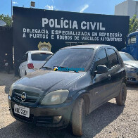 Polícia apreende carro que pode ter sido usado por criminosos em roubo que terminou com morte de sargento