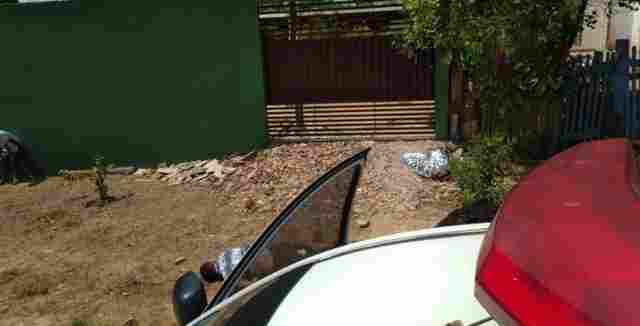 Jovem é morto a tiros após parar em borracharia