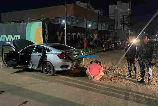 Foragido, apenado e mais dois são presos com arma e dinheiro após troca de tiros e intensa perseguição