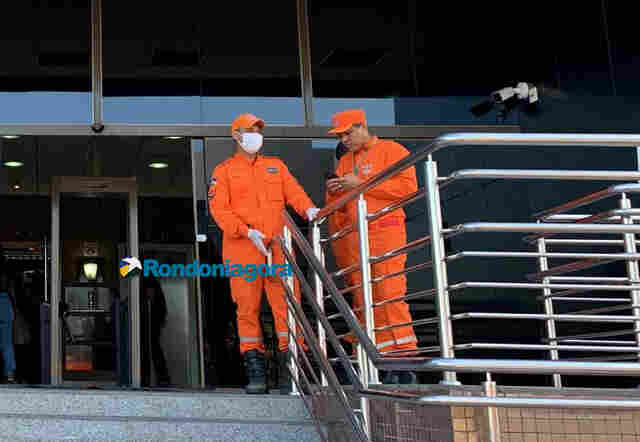 Oficial do Corpo de Bombeiros fala sobre evacuação no TJ e diz que prédio tremer é normal