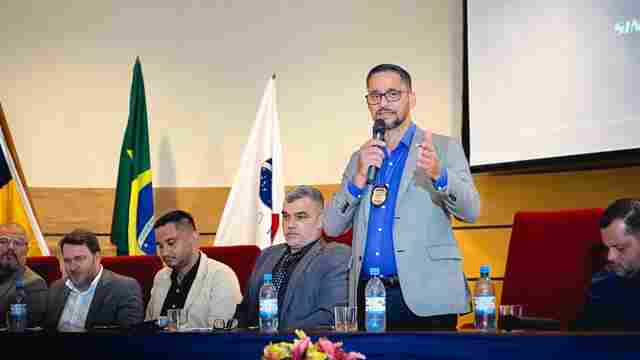 Deputado Anderson Pereira participa de cerimônia de posse da nova diretoria do Singeperon
