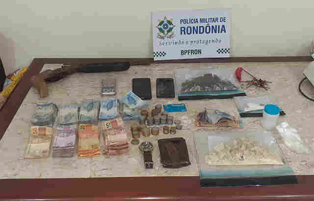 Forças de segurança da fronteira prendem casal com droga e arma de fogo