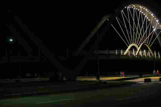 Após furtos, vandalismo e ligações clandestinas, rede elétrica do Espaço Alternativo passa por restauração