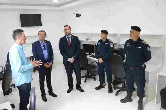 Deputado Alex Silva entrega laboratório cibernético para a Polícia Militar de Rondônia