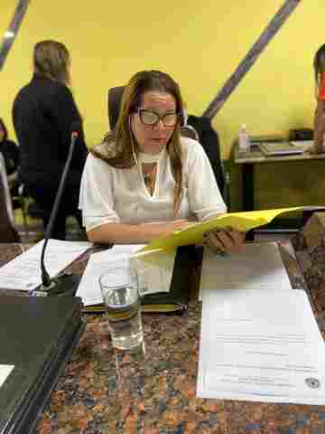Câmara aprova requerimento da vereadora Ellis Regina sobre retorno das sessões presenciais