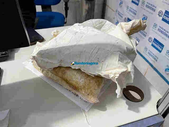 Adolescente de 15 anos do Rio Grande do Norte é flagrada com droga enrolada ao corpo em Porto Velho