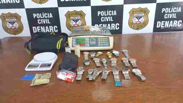 Durante cumprimento de mandado, Polícia prende traficante com dezenas de porções de droga