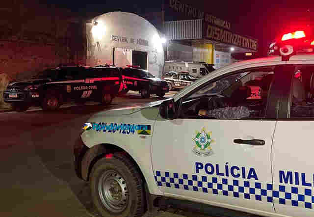 Mulher marca encontro por rede social e é estuprada na capital