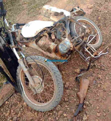 Homem é encontrado morto ao lado de moto e espingarda